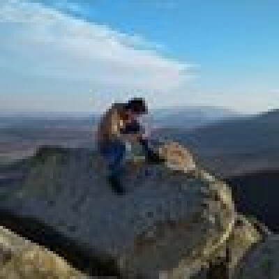 Hristiyan zoekt een Huurwoning / Appartement / Studio / Kamer in Tilburg