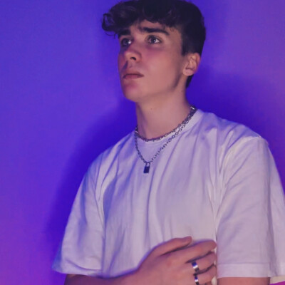 Sam  zoekt een Studio in Tilburg